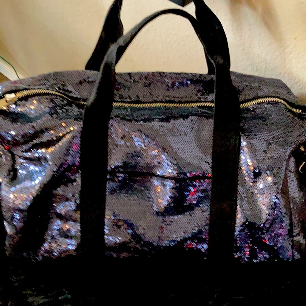 πHTF VS Pink Bling πΌ - Picture 5 of 6